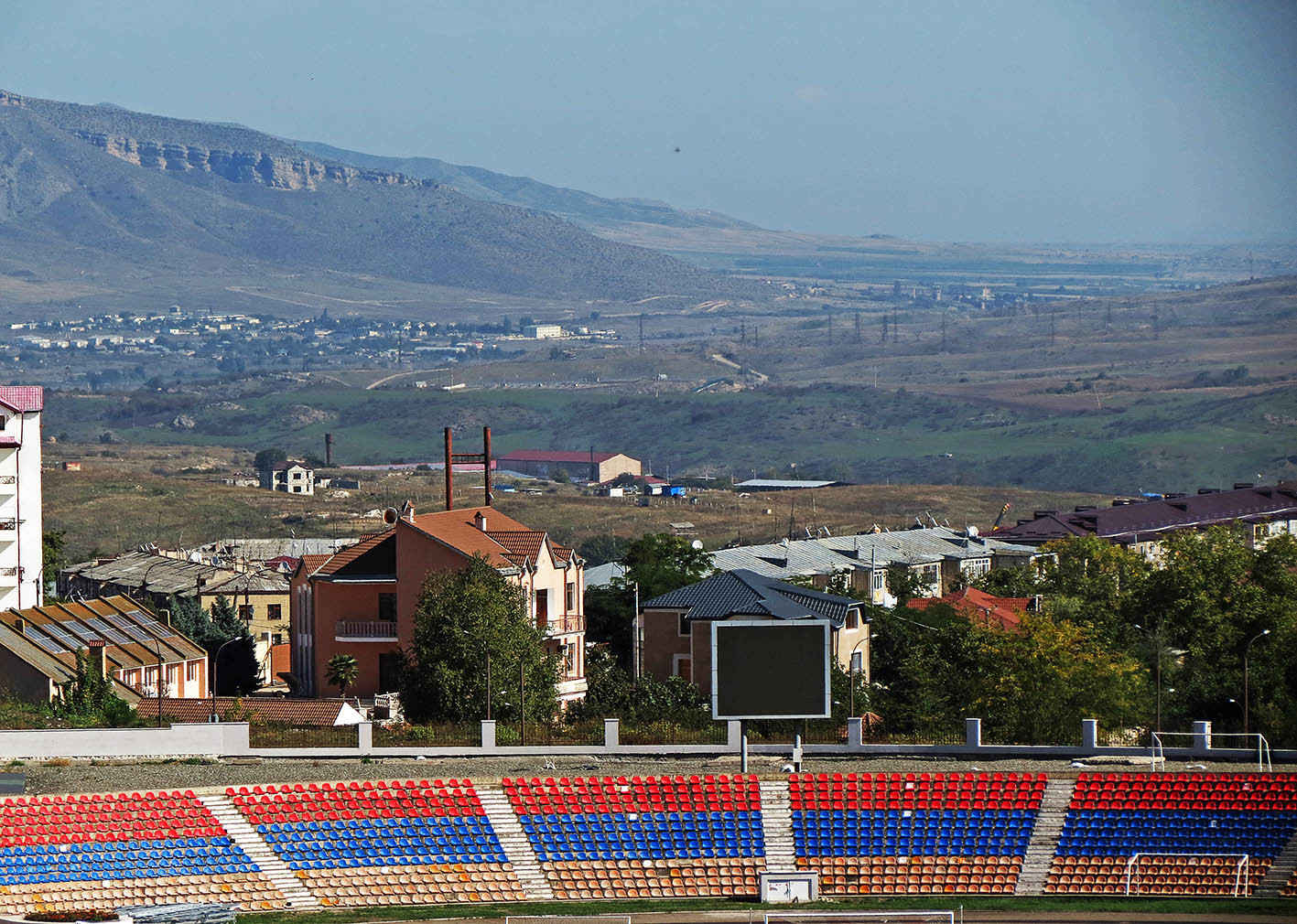 Stepanakert (Ստեփանակերտ, Xankəndi, Степанакерт)